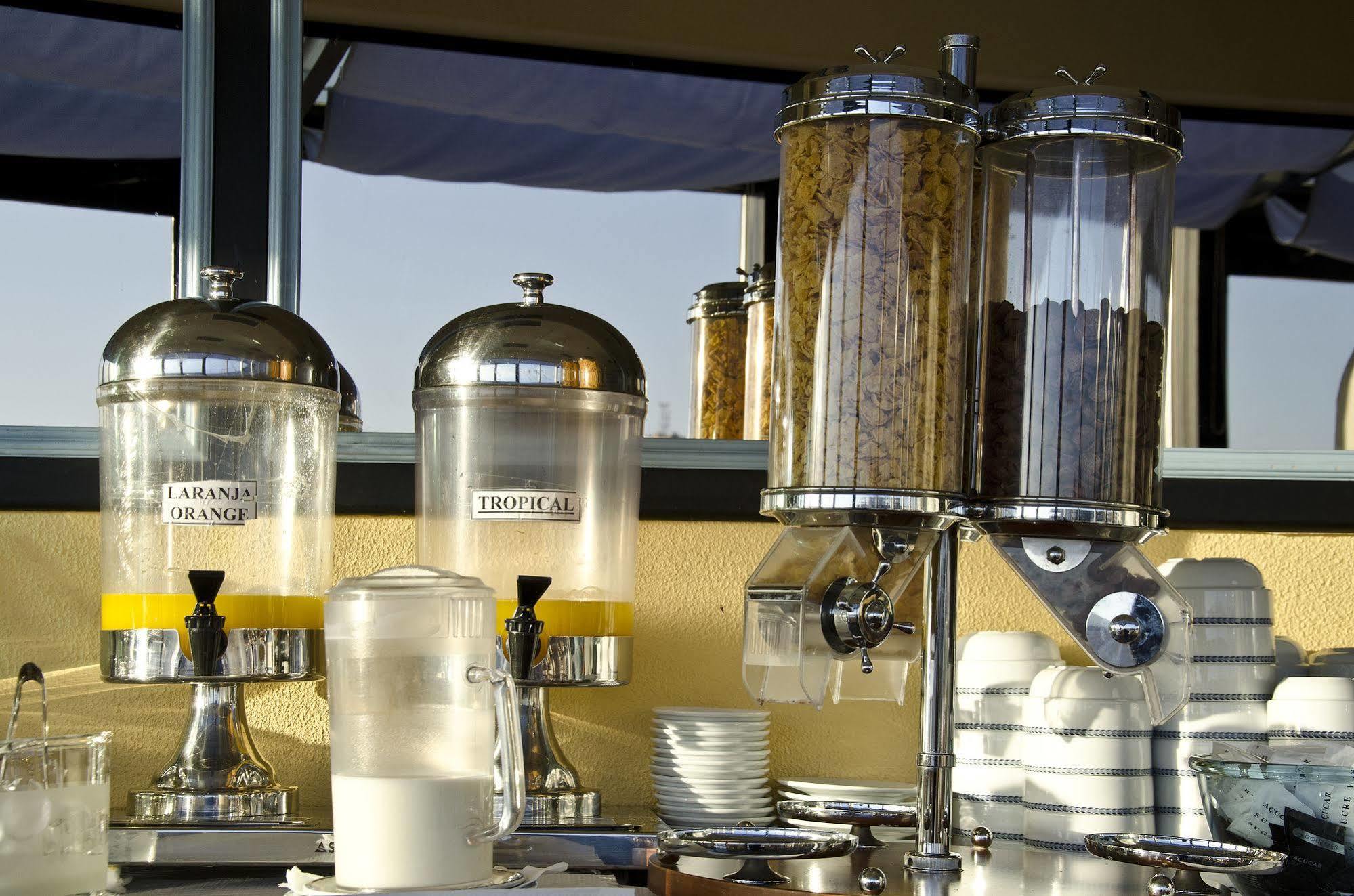 Aparthotel Vip Executive Eden 4*